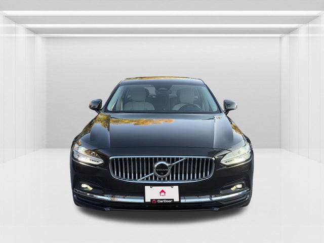 2022 Volvo S90