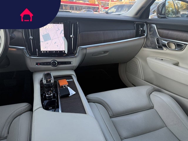 2022 Volvo S90