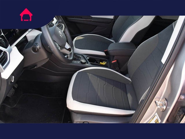 2025 Volkswagen Taos