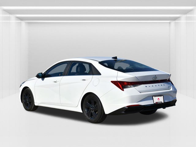 2022 Hyundai Elantra Hybrid