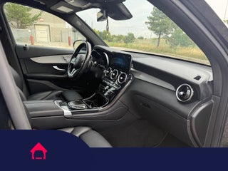 2022 Mercedes-Benz GLC