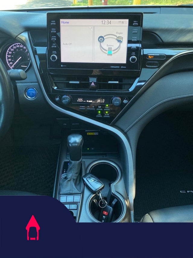 2022 Toyota Camry Hybrid