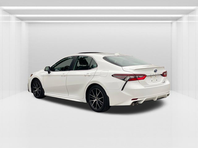 2022 Toyota Camry Hybrid