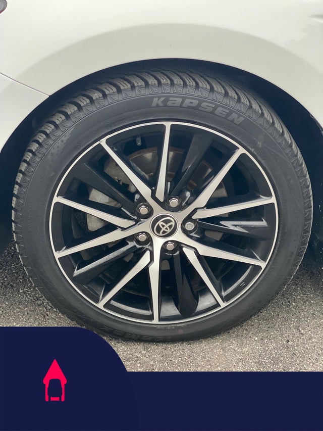 2022 Toyota Camry Hybrid