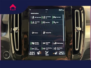 2021 Volvo XC40