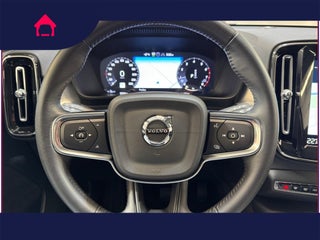 2021 Volvo XC40