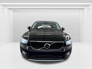 2021 Volvo XC40