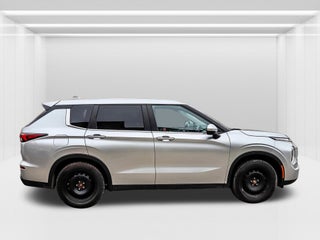 2022 Mitsubishi Outlander