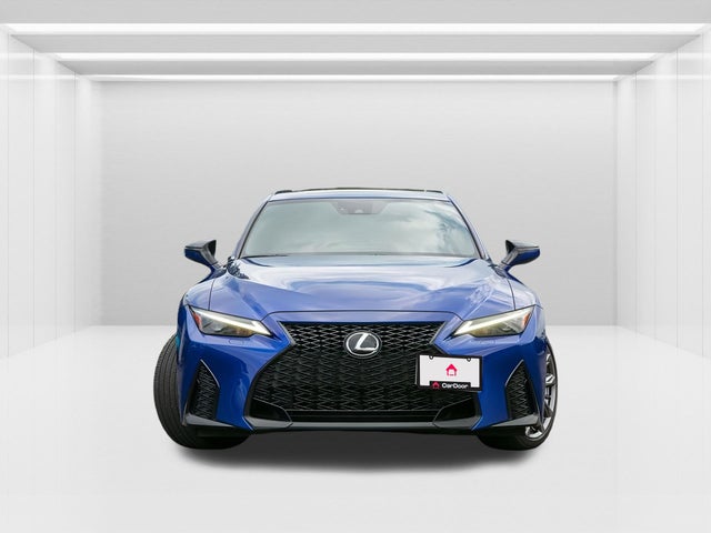2021 Lexus IS