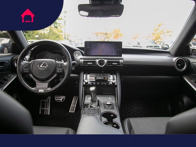 2021 Lexus IS