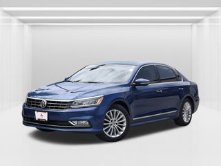 2017 VOLKSWAGEN PASSAT