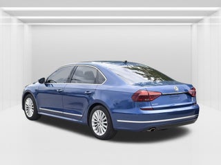 2017 VOLKSWAGEN PASSAT