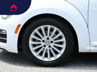 2019 VOLKSWAGEN BEETLE