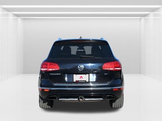 2016 VOLKSWAGEN TOUAREG