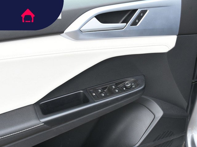 2025 Volkswagen Taos