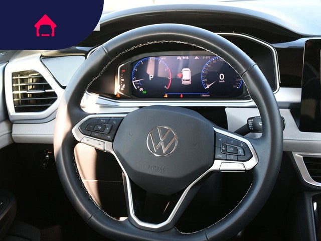 2025 Volkswagen Taos