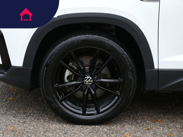 2023 Volkswagen Taos