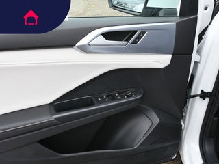 2025 Volkswagen Taos