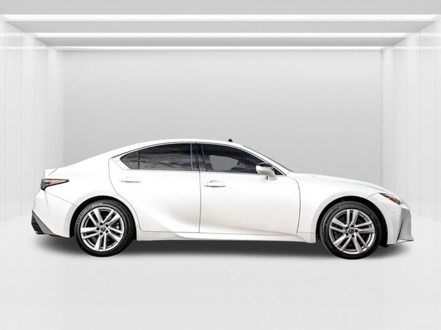 2021 Lexus IS