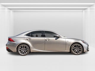 2019 Lexus IS