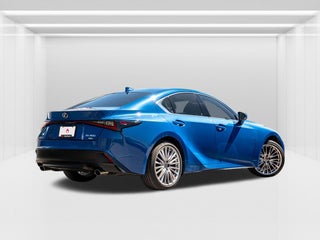 2021 Lexus IS
