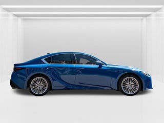 2021 Lexus IS