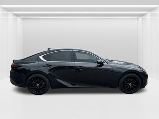 2021 Lexus IS