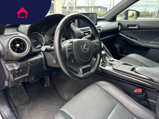 2021 Lexus IS