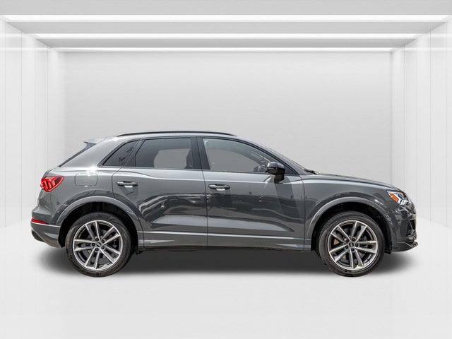 2022 Audi Q3