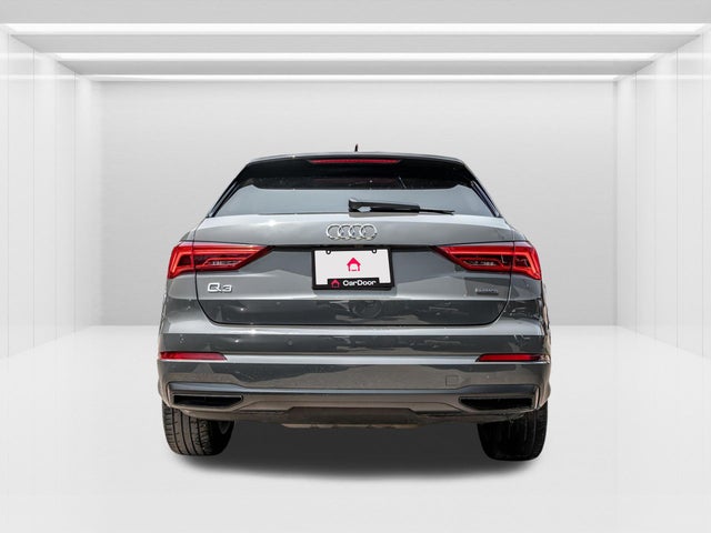 2022 Audi Q3