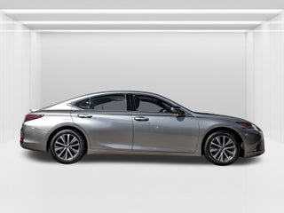 2019 Lexus ES