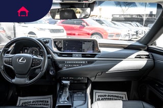 2019 Lexus ES