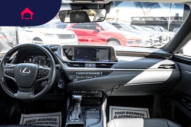 2019 Lexus ES