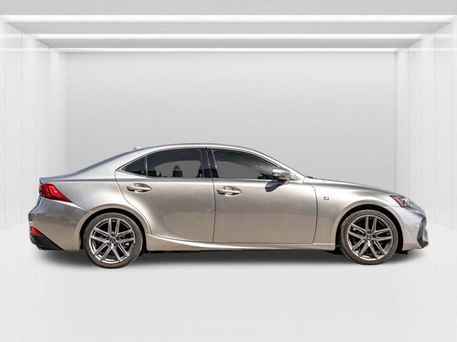 2019 Lexus IS