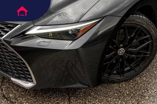 2021 Lexus IS