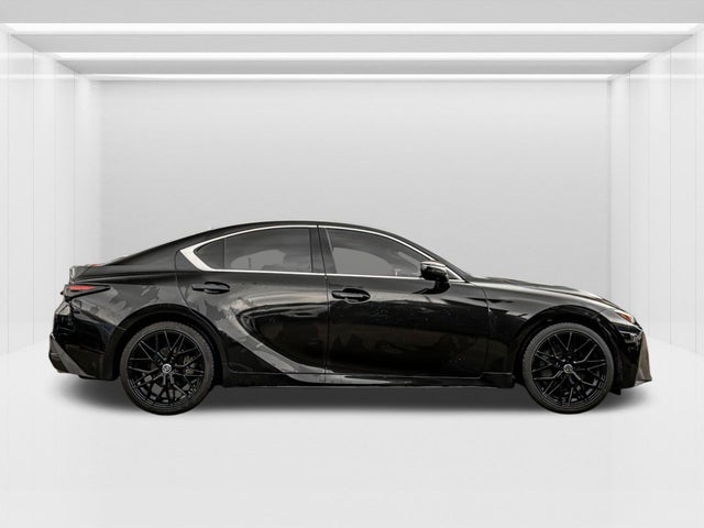 2021 Lexus IS