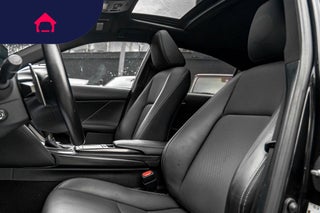 2021 Lexus IS