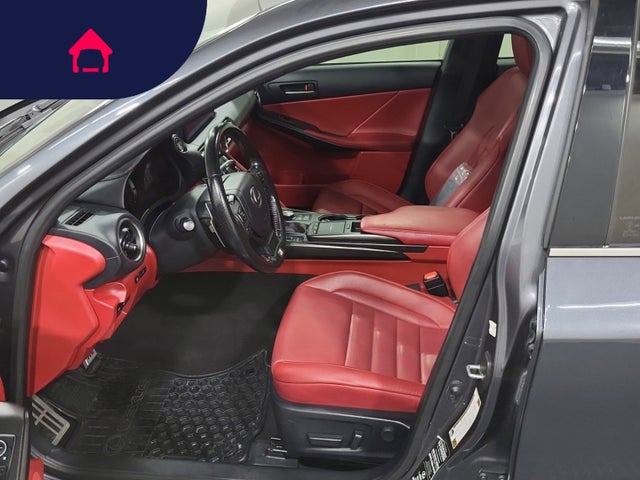 2021 Lexus IS