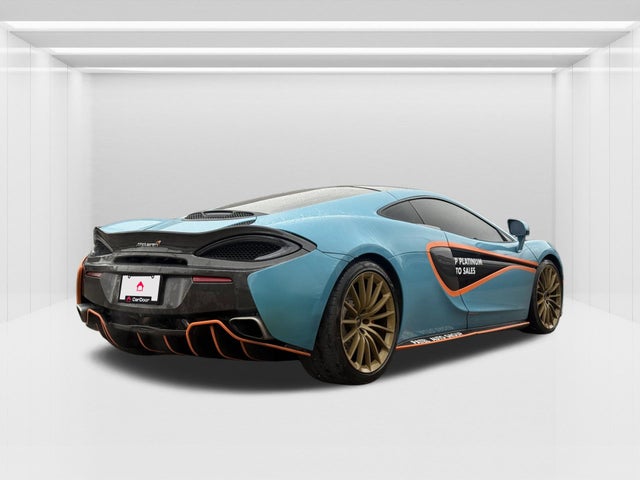 2017 McLaren 570GT
