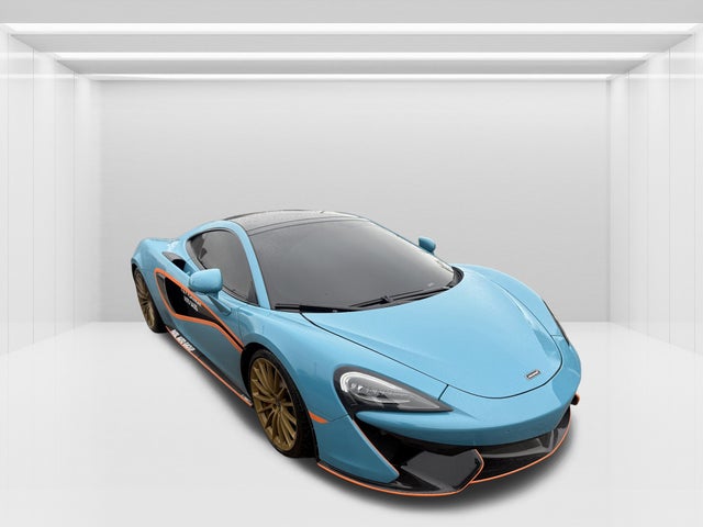 2017 McLaren 570GT