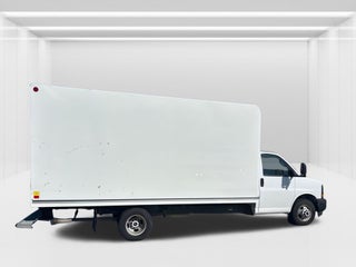 2017 GMC Savana Commercial Cutaway