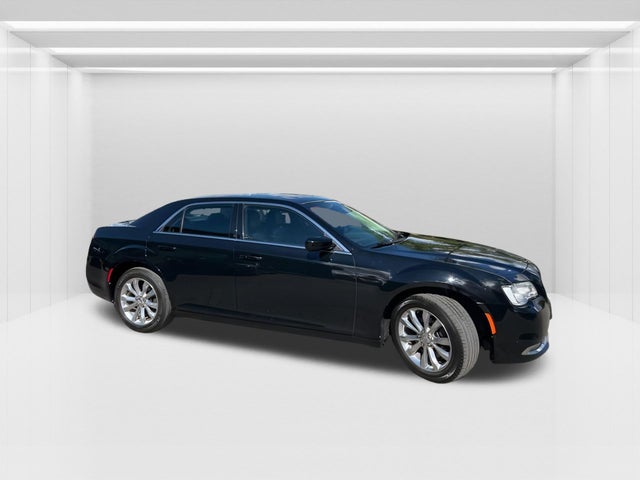 2018 Chrysler 300