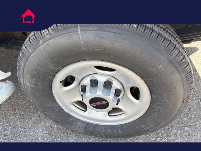 2023 GMC Savana Cargo Van