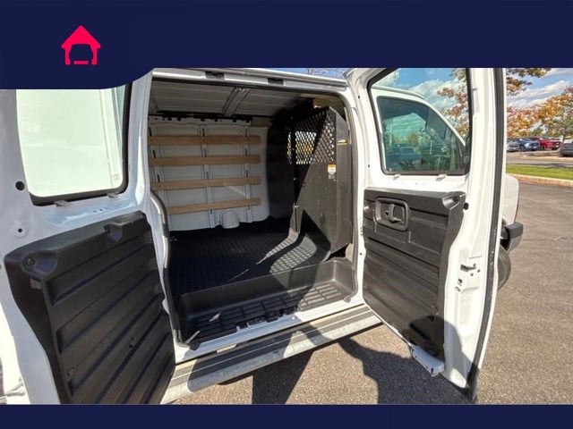 2023 GMC Savana Cargo Van