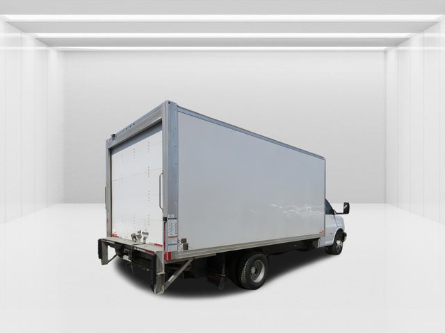 2019 Chevrolet Express Commercial Cutaway