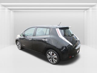 2016 Nissan LEAF