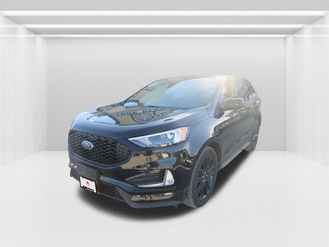 2023 Ford Edge