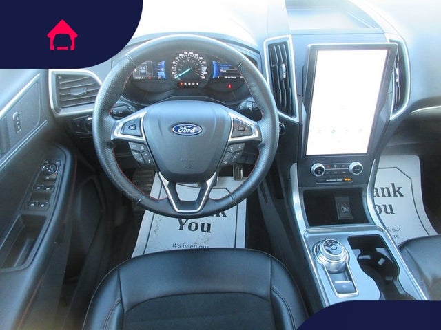 2023 Ford Edge