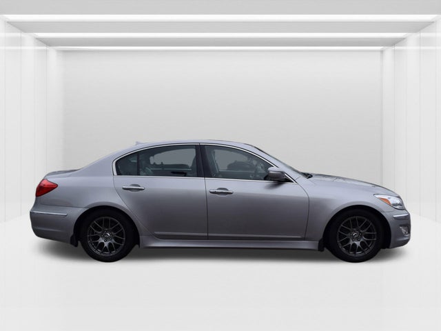 2013 Hyundai Genesis