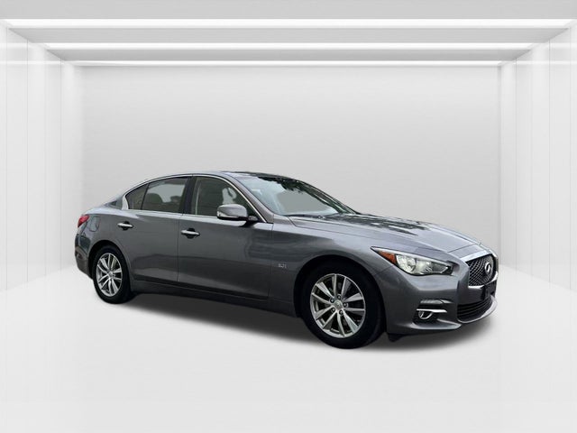 2016 INFINITI Q50